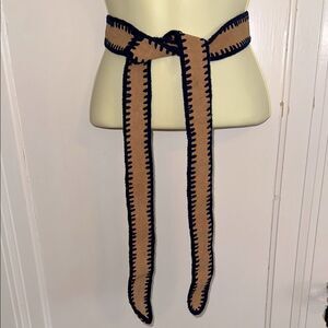 Vintage 60s/70s Boho Festival Tan Suede Belt with Navy Blue Yarn Crochet‎ Edges